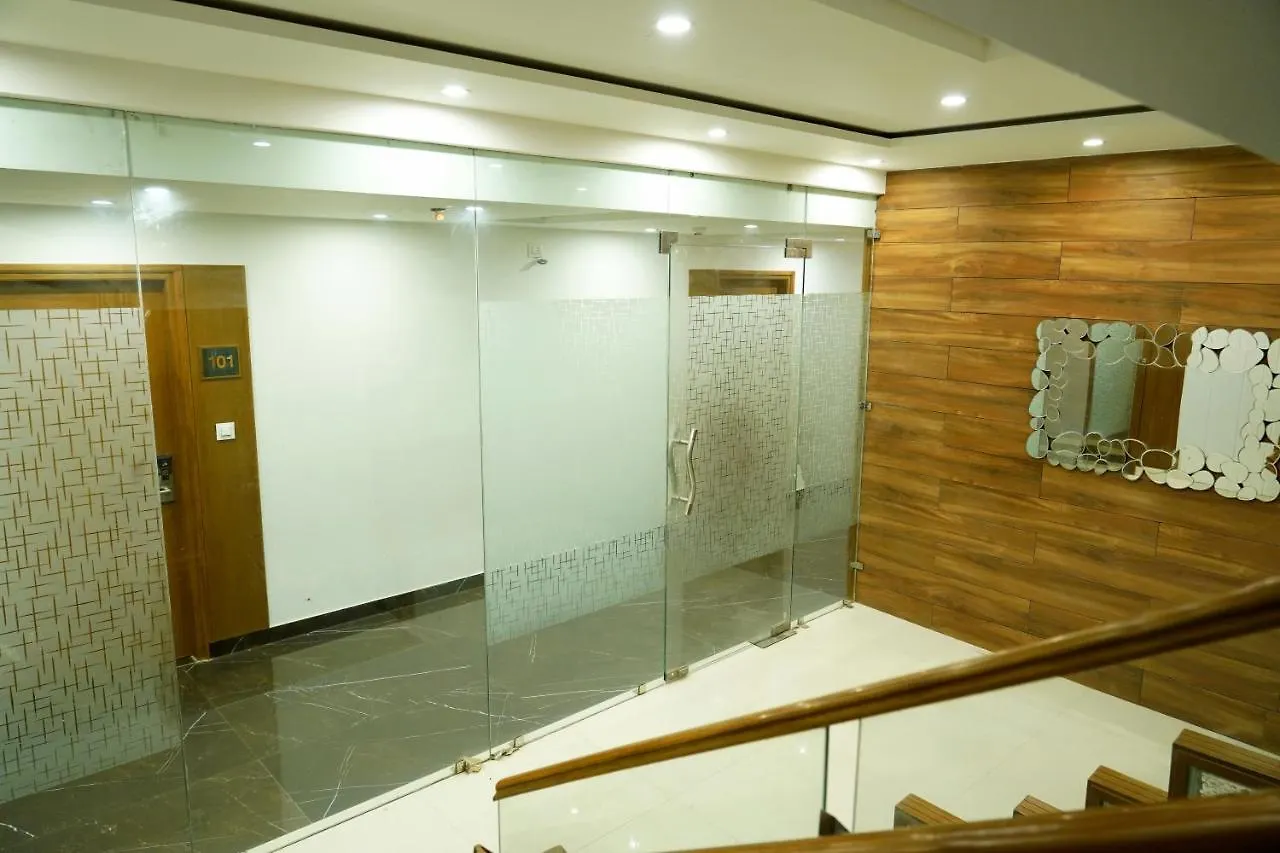 Hotel Coral Star Chandigarh