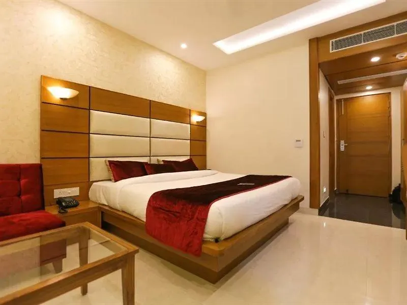 Hotel Coral Star Chandigarh