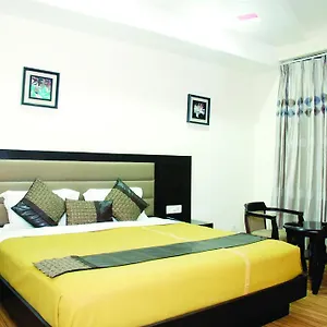 Hotel Orbit 34